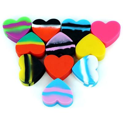 China Minimalist Welcomed Heart Shape Silicone Jars Wholesale 17ml Storage Container Accessories Many Colors For Choice for sale