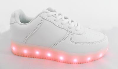 Chine Chaussures de sport intelligentes Shinning allumées pour les hommes/femmes/étudiant à vendre