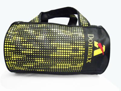 China Yellow / Black  Fashion Nylon Sports Barrel Bag With Shoes Pockets For Gym for sale