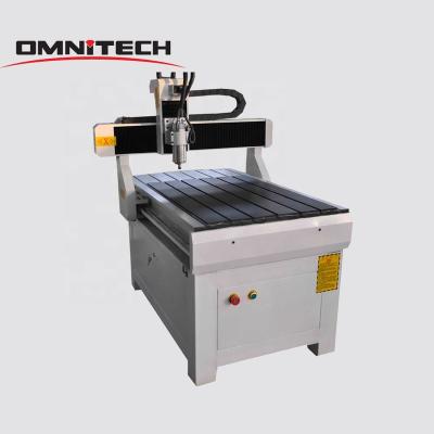 China Custom Factory Jinan Spindle 1.5kw CNC Engraving Machine 6090 Water Cooled Engraving Machine for sale