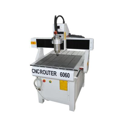 China Cheap Hotels OMNI Mini Portable Hobby Machine PCB 6090 Router CNC for sale