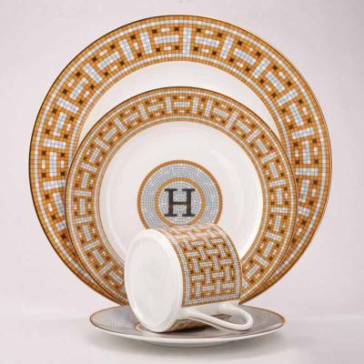 China 4 PCS Viable Wholesale Porcelain Dinnerware Restaurant Bone China Dinner Dish Hotel Coffee Tea Cup Ceramic Set for sale