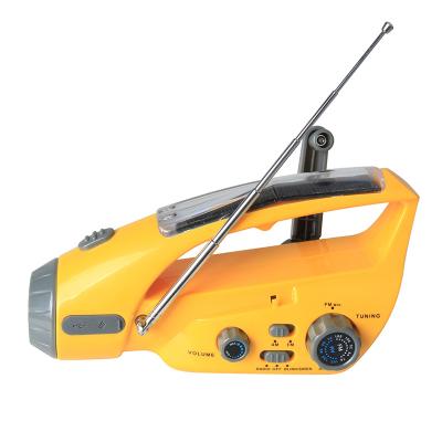 China Hand Crank Dynamo Camping Emergency Radio with AM/FM for sale