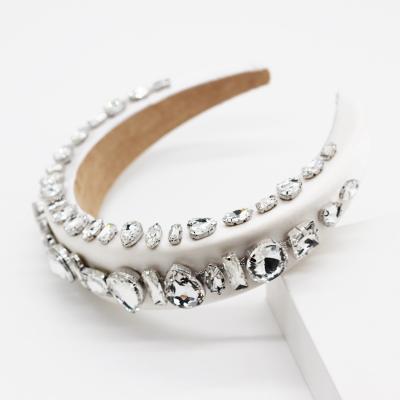 China Perfect Elegant Handmade Baroque Luxury Rhinestone Hairband White Finish HB585A Moss Headband for sale