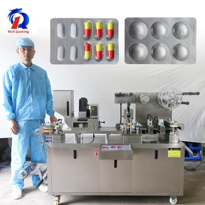 China Blisterverpackungsmaschine für Tabletten-Pillen-Kapselplatten aus Aluminium-PVC zu verkaufen