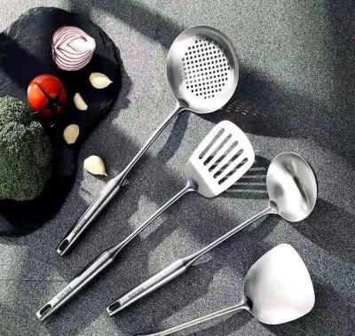 China Sustainable Restaurant Kitchen Stainless Steel Wok Spatula For Multifunctional Purpose for sale