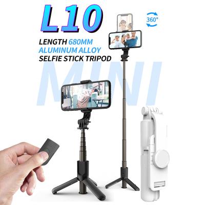 China Mini Selfie Stick Tripod l10 Handheld Aluminum Selfie Stick Holder with Mobile Phone Selfie Stick Remote Control Tripod with Fill Light for sale