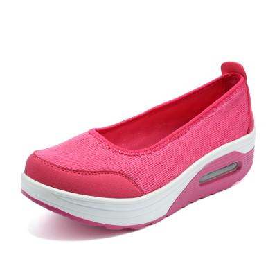 China Hot Selling Anti-Smell Women Fashion Walking Shoe Comfortable Breathable Single Flip Shoes for sale