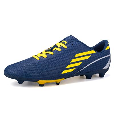 China YTShoes Wholesale Casual Outdoor Training Boots Durable Soccer Shoes Mens Soccer Shoe for sale