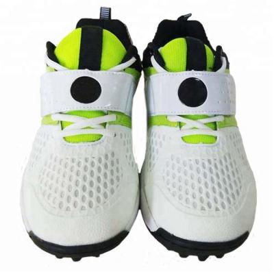 China Fashion\YT comfortable\durable\breathable\lit shoes professional cricket shoes for men fashion breathable outdoor sports shoes for sale