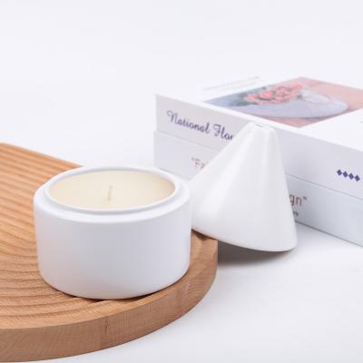 China Home Wholesale Custom White Nordic Decor Matte Candle Elegant Empty Ceramic Candle Jar Ships With Lid for sale