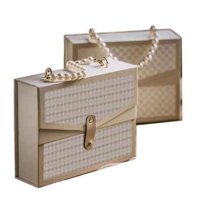 China Recycled Houndstooth Festival Gift Boxes Double Door Pearl For Valentine's Day for sale