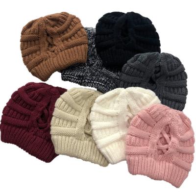 China COMMON Knitted Thermal Hat Men Shear Beanie Hat Thickened Woolen Stylish Striped Ski Custom Logo Warm Beanie for sale