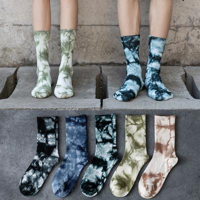 China Breathable Fashionable Wholesale Tie Dye Cotton Sports Socks For Men And Women for sale