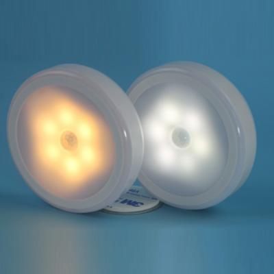 China Wireless PIR Motion Auto Sensor Room Night Light 6 LED Lamp AAA Battery Operated Lights for sale