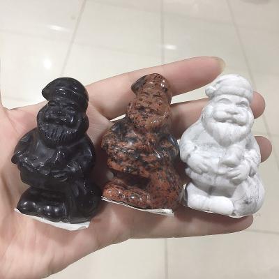 China Natural Gemstone Crystal Santa Claus Carvings Europe Wholesale Christmas Carvings For Christmas Gifts for sale