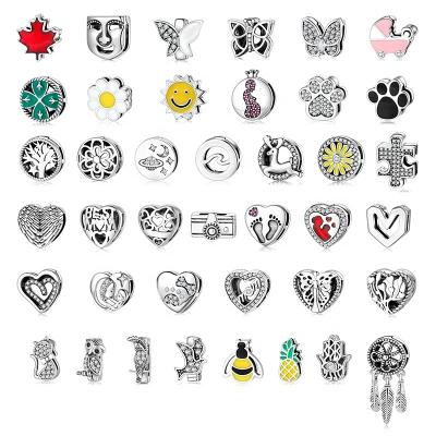 China Wholesale Real TRENDY 925 Sterling Silver Jewelry CZ Crystal Cat Paw Print Clip Charm Beads Reflection Fit Clear Bracelet Accessories for sale