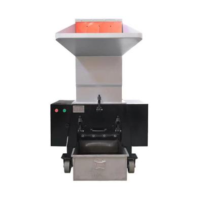 China Recycle QL Waste Plastic Mobile Crusher Crusher Machine Hammer Mill Wood Crusher for sale