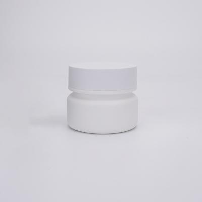 China 30g 50g Plastic Cosmetic Jars Containers For Facial Skin Care for sale