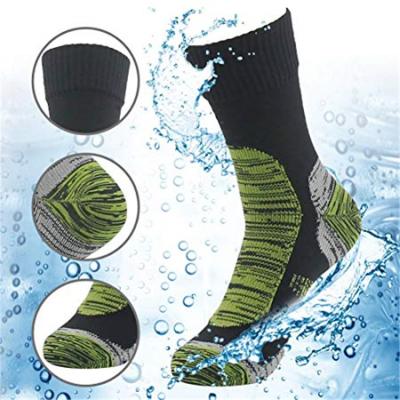 China Athletic Socks Waterproof Warm Rise Comfortable Waterproof Socks for sale