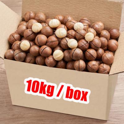 China OEM Wholesale Low Salt Whole Box of Macadamia Snack Nuts and Fruit Dry Food for sale