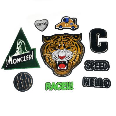 China Vast Handmade Gifts Heat Transfer Hats Garment Tiger Lion Dog Adhesive Iron On Patches Custom Embroidery for sale