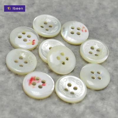 China Wholesale 18L Dry Cleaning Four Holes Round Engraved Trocas Button Shell Button for sale