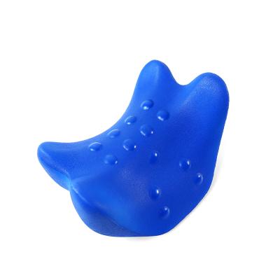 China Eco-friendly Cervical Neck Stretcher Acupressure Pain Relief Shoulder Neck Traction Neck Pillow for sale