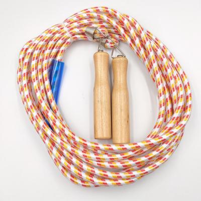 China Promotional Adult Fitness Exercise 5m 7m 9m Student Group 10m Cotton Jump Rope With Wooden Handle for sale