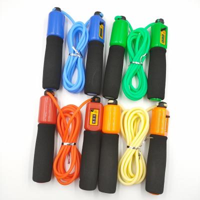 China Durable Sports Jump Ropes With Adjustable Sports Counter Fitness Fast Speed ​​Counting Jump Rope PVC Jumping Wire for sale