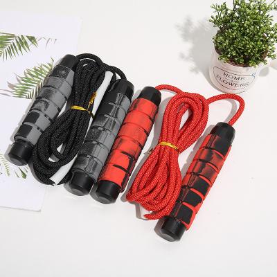 China 2020 Wholesales Durable High Quality Weighted Jump Rope Supporting Jump Rope With Sponge Handle for sale