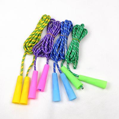 China Comfortable cheap anti-slip small size PVC handle polyester cotton braided kids skipping rope for school use for sale