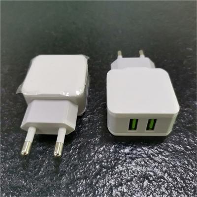 China Mobile Phone EU USA Fast White Plug Dual USB Port Power Adapter 5V 2A Wall Charger for sale