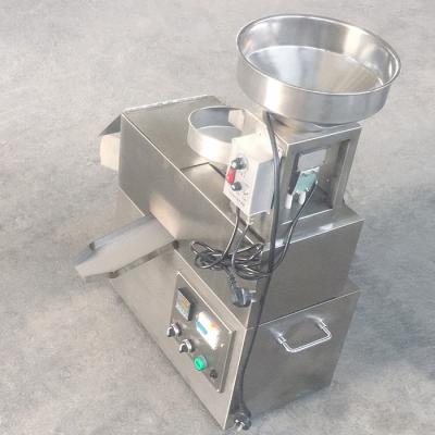 Chine huile d'arachide de 10kg/Hr 750w faisant la machine, machine d'extraction de l'huile de graine du noir 50hz à vendre