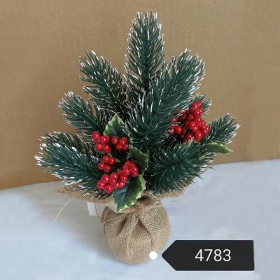 China Fashional Beautiful Mini Pine Artificial Christmas Tree for Holiday Decoration Wholesale Artificial Christmas Tree for sale