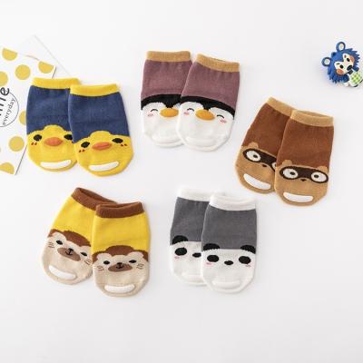 China Professional Fuzzy Socks Baby Christmas Baby Kids Antibacterial Hot Sale Lower Price Socks Wholesale for sale