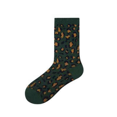 China QUICK DRY Women Socks 2021 New Fashion Autumn And Winter Women 'S Socks Thickened Warm Cute Socks for sale