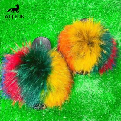 China Lightweight Fashionable High Quality Fur Slippers Slips Fur Slides Raccoon Fur Slides for sale