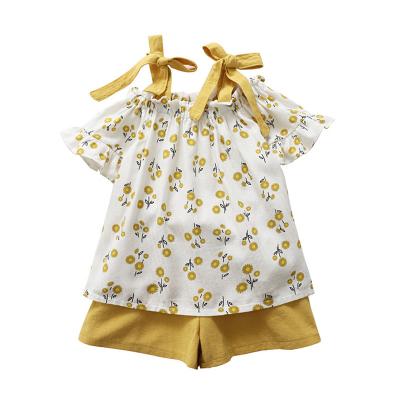 China New Summer Girls Children Wear Small Flower Toddler Sling Drop Shoulder Set Pants Washable Fresh Fragmented Two Piece Set Girls for sale