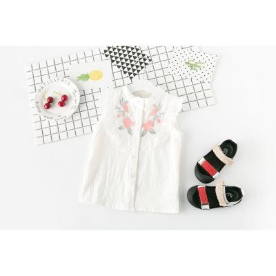 China Comfortable girls' embroidered flower, lotus leaf, lace, sleeveless shirt, two color shorts set for sale