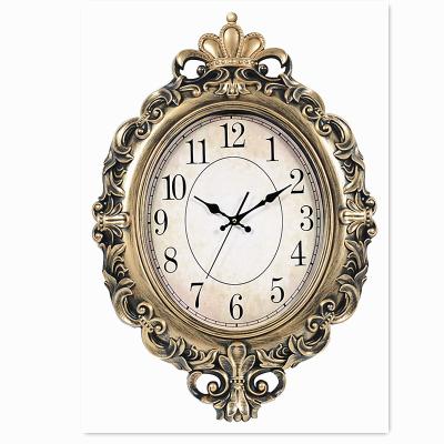 China Wholesale Antique European Luxury Hallway Style Crown Wall Clock Factory Style Gold Oversized Wall Clock Home Living Room Antique for sale