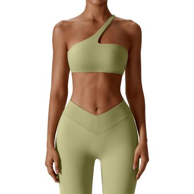 China One Shoulder Breathable Oblique Quick Dry Tight Yoga Suit Set Leisure Sports Running Fitness Set For Running Fitness Quick Dry Exercise for sale