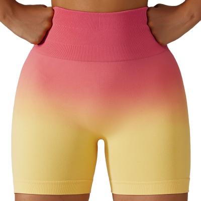 China Gradient Fabric Fashion Women Breathable Fitness Short Pants Women Seamless Breathable Gym Hip Lift Women Yoga Short Tight Shorts for sale