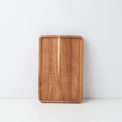 China Sustainable Factory direct sales simple Acacia wood chopping board easy storage tray light luxury cutting board for sale