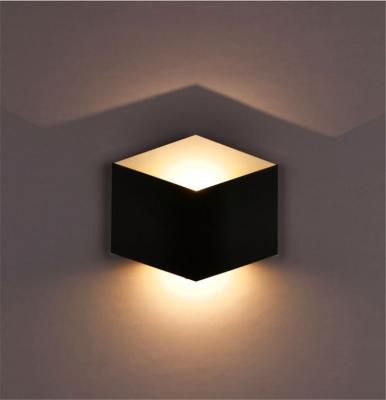 中国 Nordic Excellence Remote Control Quality Daylight Alert Gold Plated Mounted Led Reading Wall Lamp 販売のため