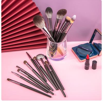 China Angular Blush Full Synthetic Makeup Brushes Wooden Handle Brushes Blow Plastic Bling Horse Eye Hair Makeup Set Make Up for sale