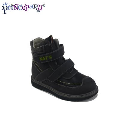 China New Custom Made Fresh Anti-slippery Kids School Non-slip Outdoor Shoes For Autumn And Spring for sale