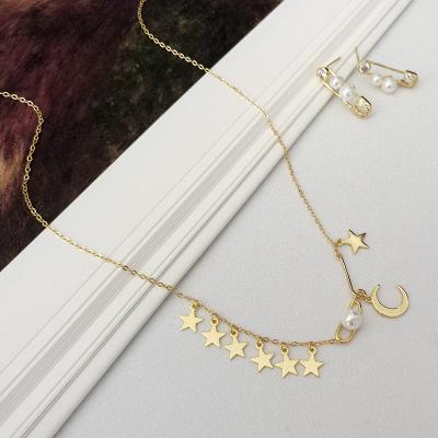 China Fashion Jewelry S925 Sterling Silver Stars Moon Shape Silver Women Ladies Charm Gold Necklace for sale