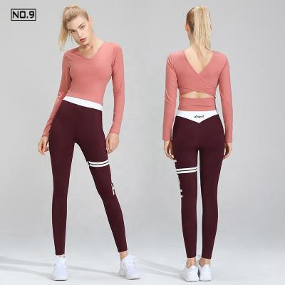 China New Fashion Breathable Design Women's Inner Padd Yoga Top Woman Sports Running Long Sleeve Shirt Fitness Shirt Gym Workout Clothes for sale