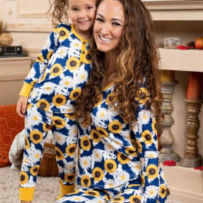 China 2021 Winter New QUICK-DRY QUICK-DRY Women's Love Printing Home Casual Women's Polka Dot Parent-child Pajamas Clothing Pajamas Sets for sale